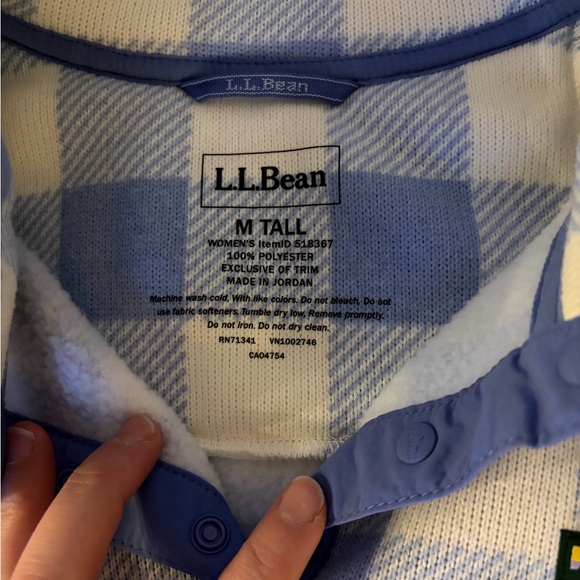 LL Bean Pullover - Picture 3 of 3